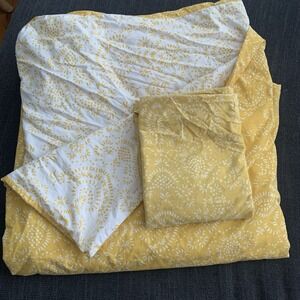 IKEA Akertistel Full/Queen Duvet  Cover + 1  Pillowcase